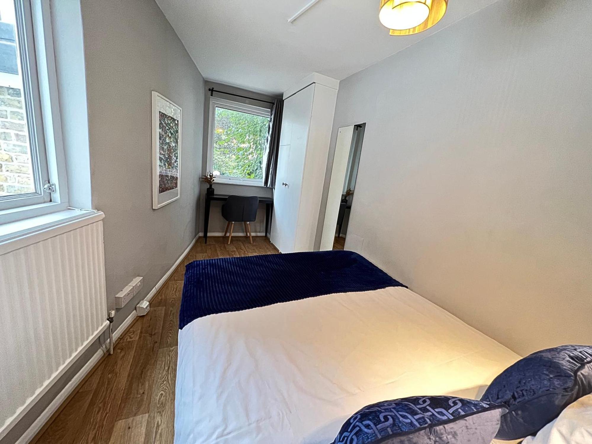 Kensington 2 Bedroom House-Big Living Area And Kitchen-Harrods-National History Museum-Hyde Park-Near 2 Underground Lines London Exterior photo
